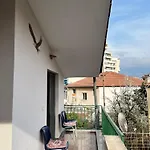 Door Hostel Tirana