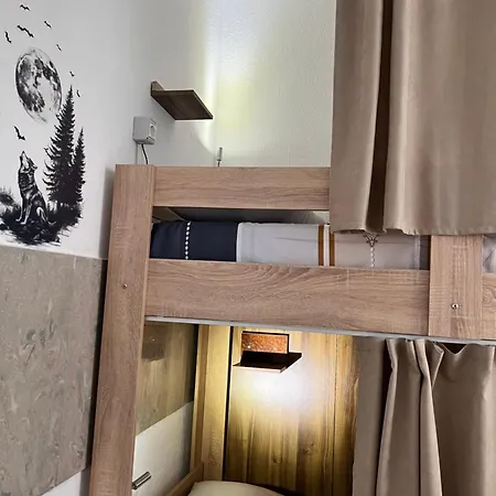 Door 地拉那